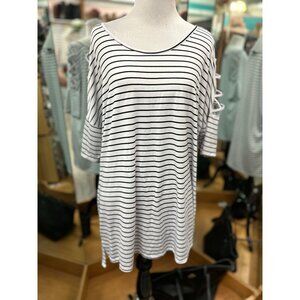 Robert Lewis Black and White Striped Short Sleeve in XL